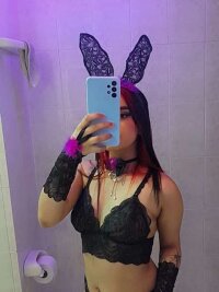 coraline_v's Live Sex Cam Show