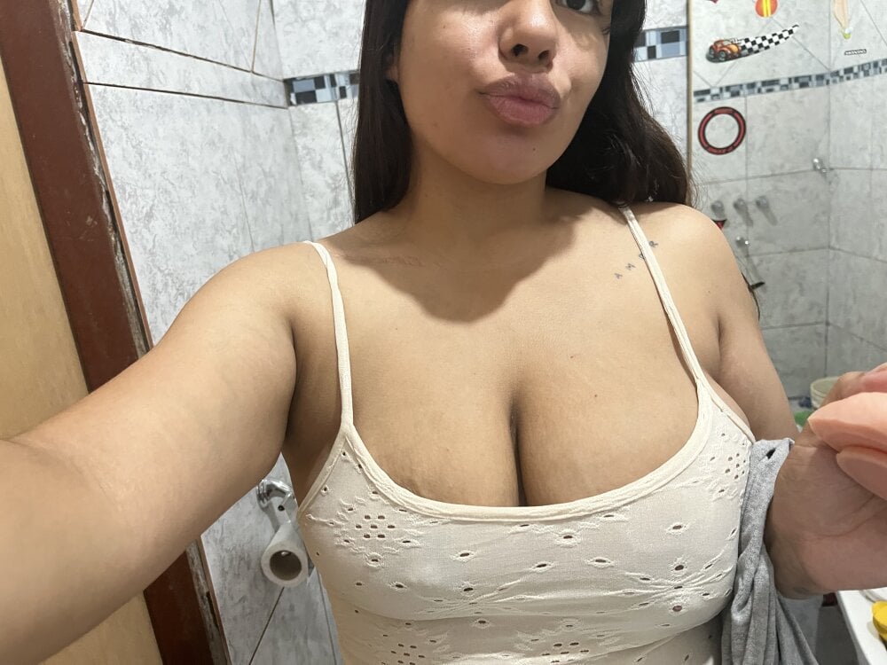 Makicurvy 离线XXX聊天