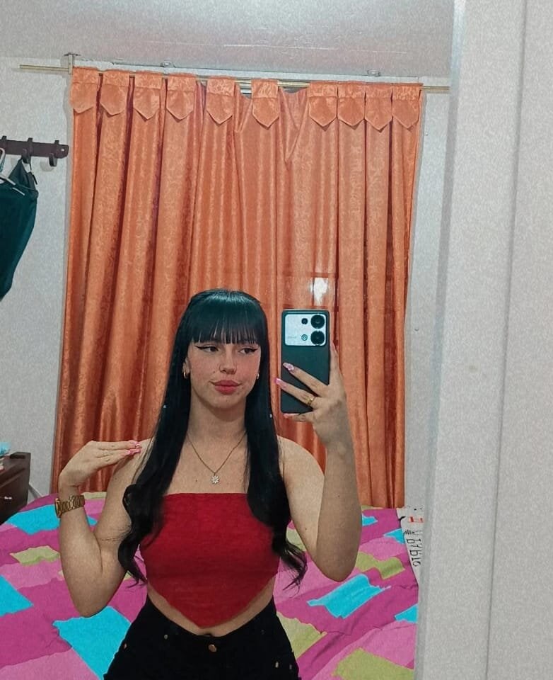 stripchat emily_gv webcam profile pic via cheapadultsexcams.com