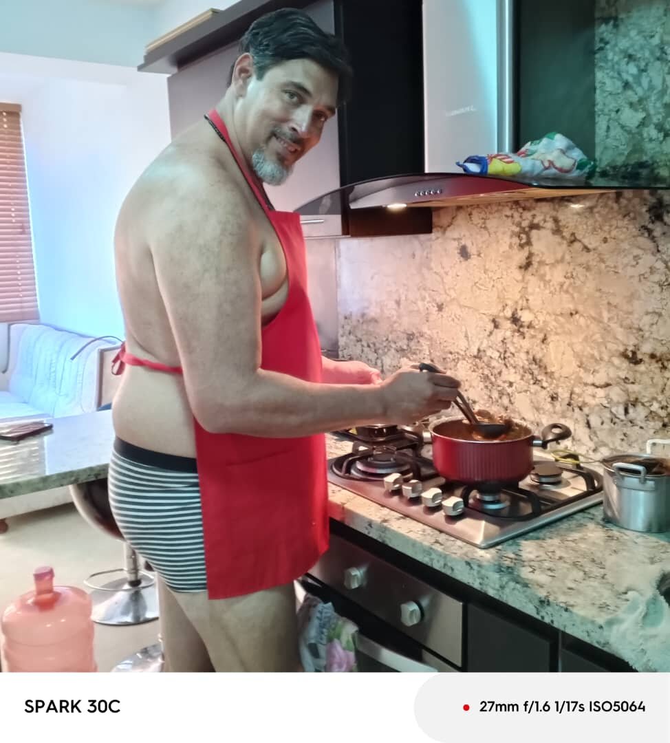 hot_latin_chef