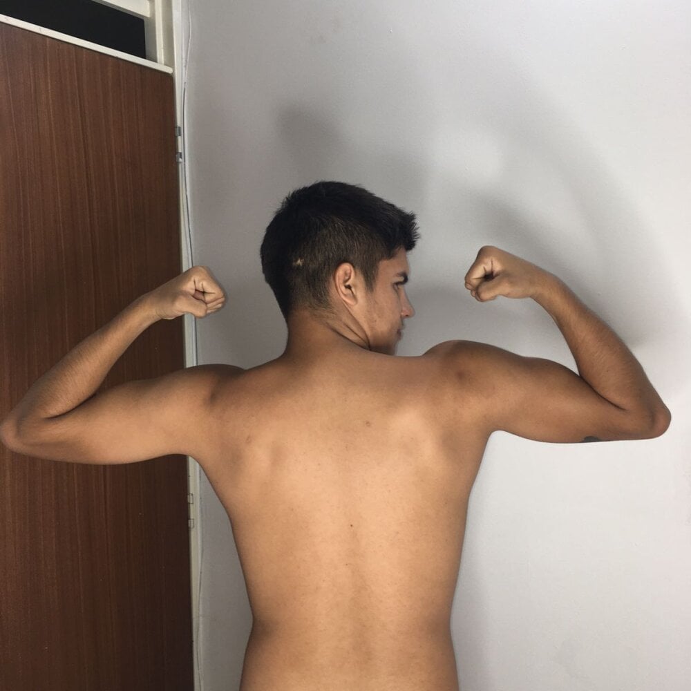 jack_adolecent-hot Chat Room offline