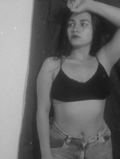 nahiara_XOX 🤥 live naked chat