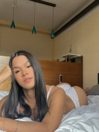 alejandra_c19c's webcam live show