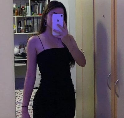 Yours_babes on StripChat