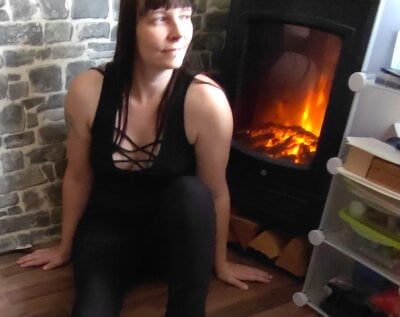 mysterious_daydreamer on StripChat
