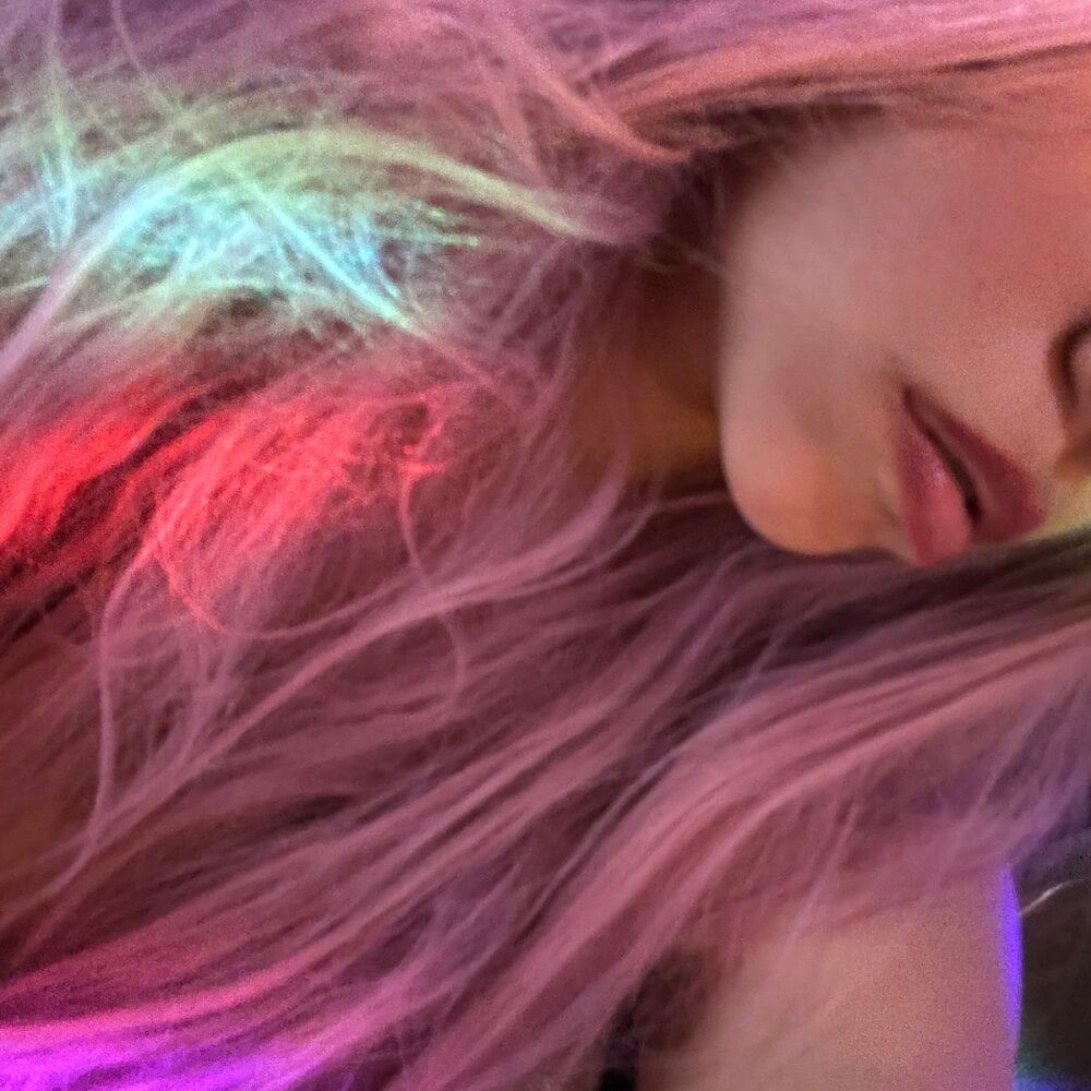 stripchat jiimedii webcam profile pic via sexcityguide.com