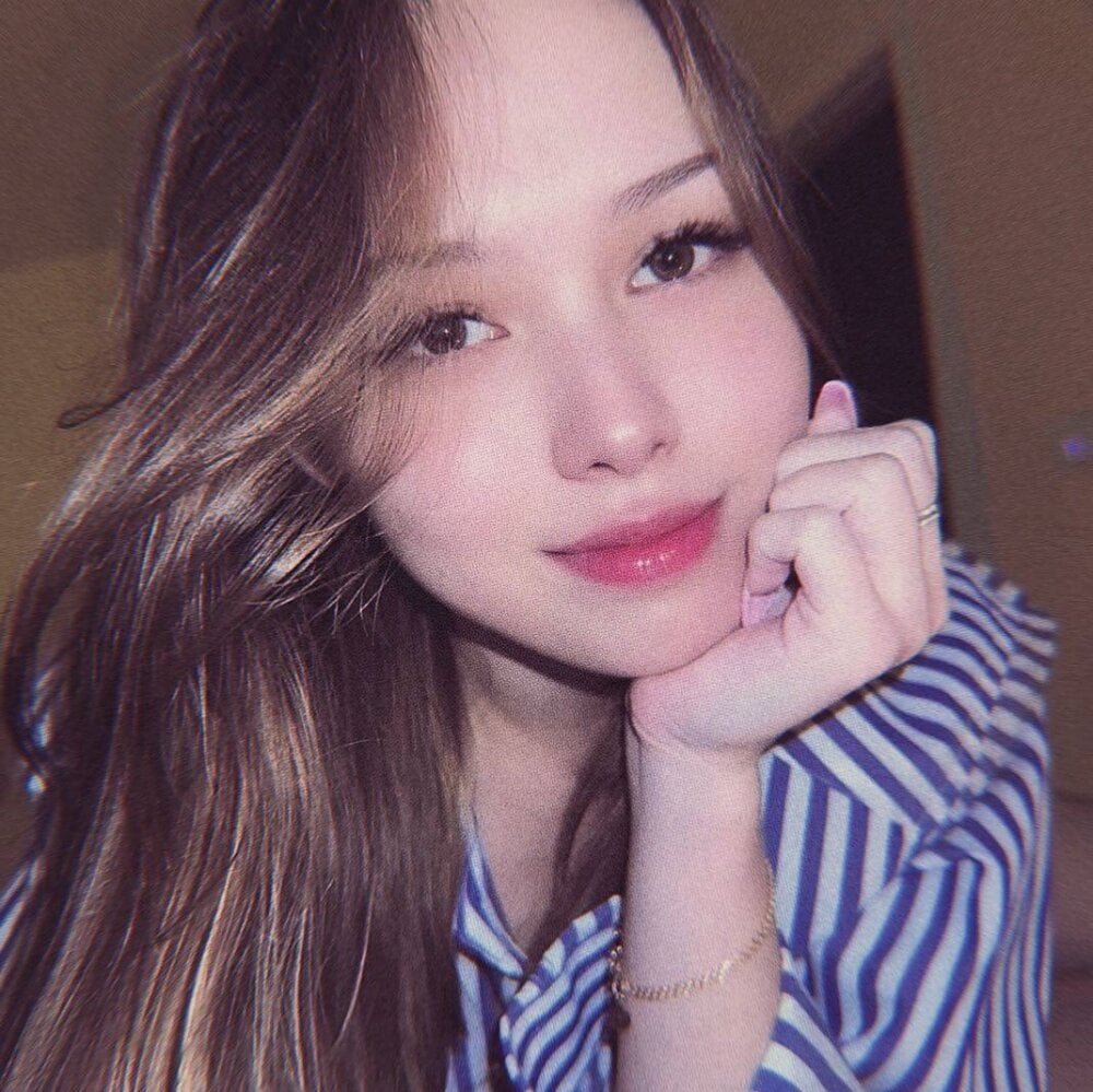 onaircams.com nelly_sweetgirl livesex profile in streaming-on-monday cams