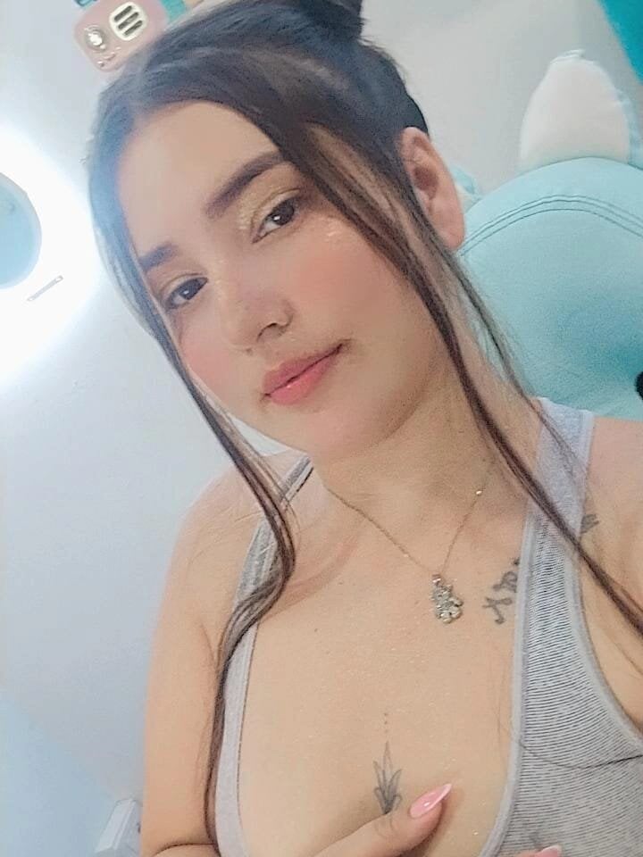 natalia_torres77 webcam profile - Swedish