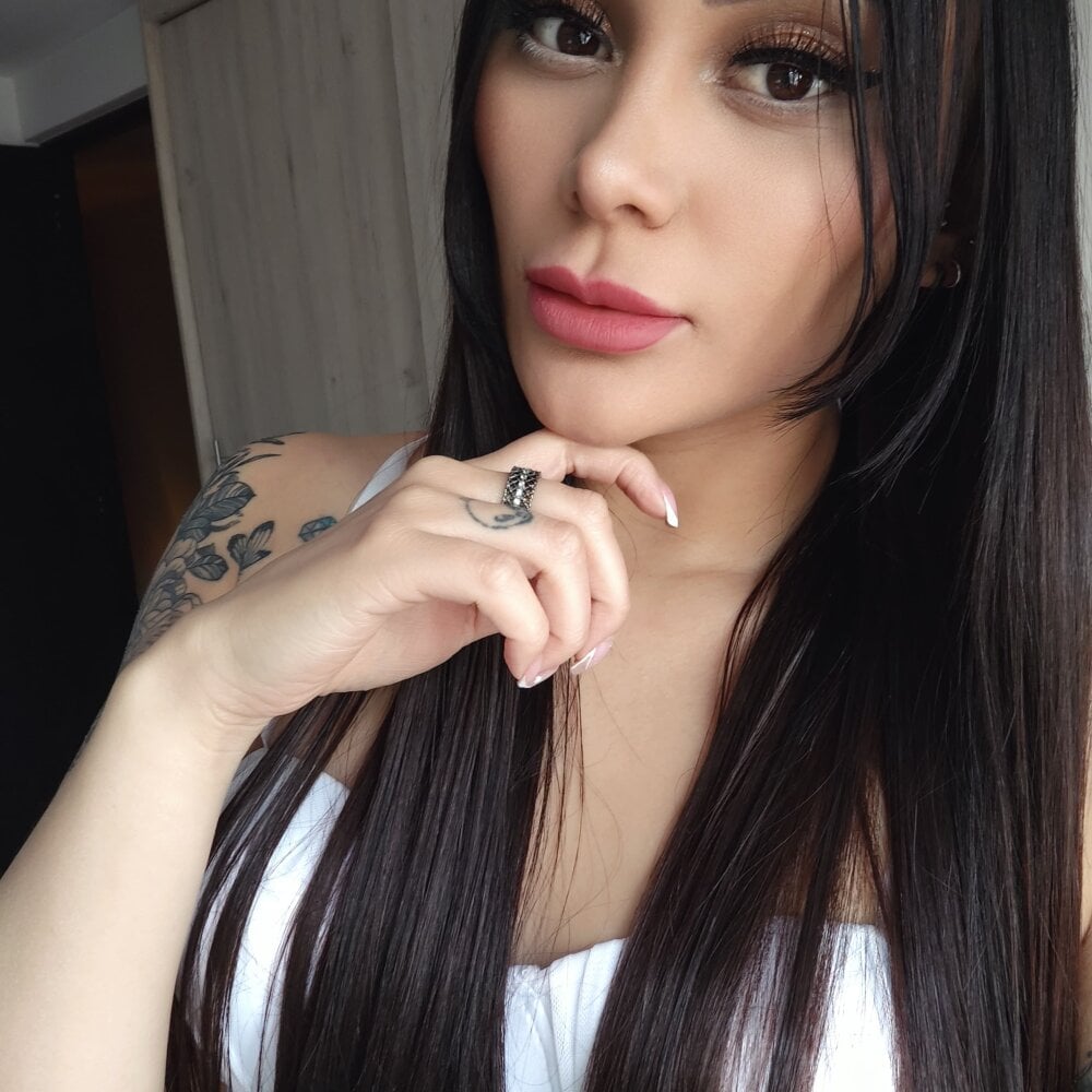 Adeline_leroy profile