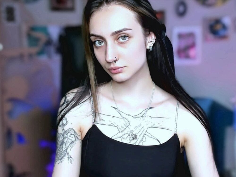 olivianorton profile