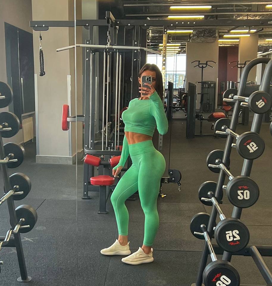 Live sex webcam photo for Karolina_Opal #289198025