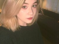 Amberly_Collins' Offline XXX Chat