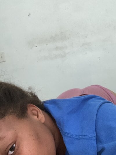 Anonymous_Queen34 Avatar