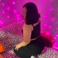 Asian_Ely_Dream's Offline Chat Room