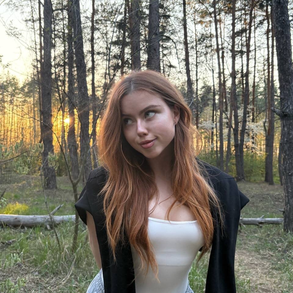 free6cams.com xbbyame livesex profile in white-hair cams