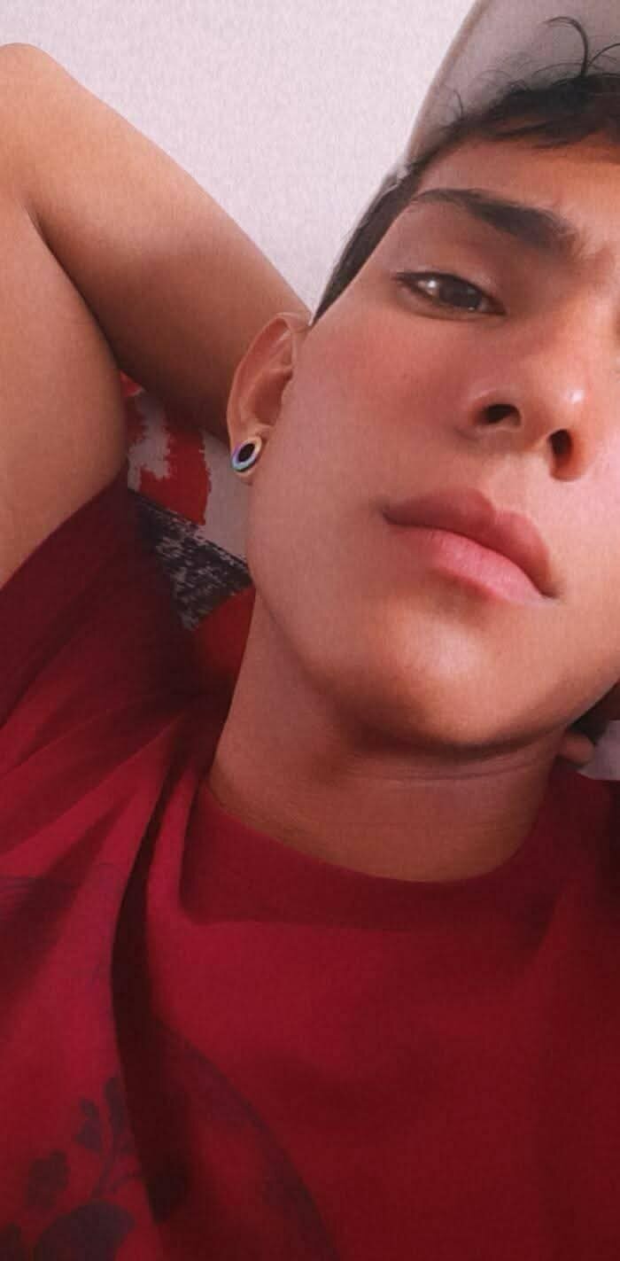 boylatinbigCum