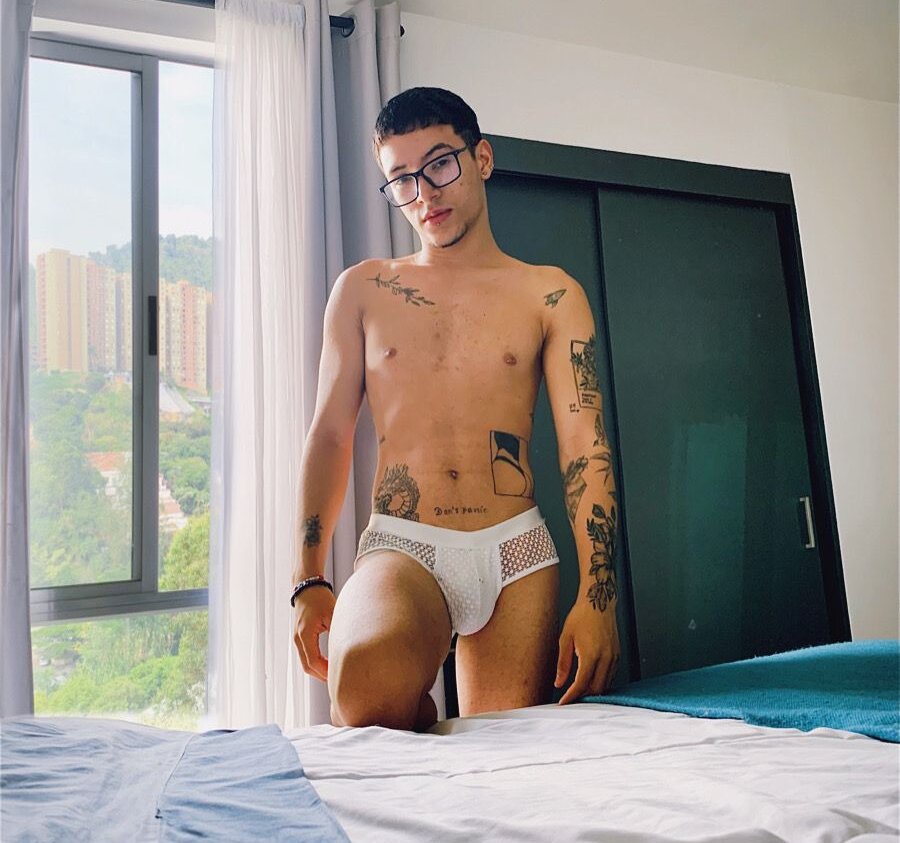 Dreamhot_guys