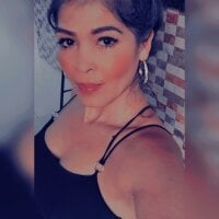 shanon_69's Offline Chat Room