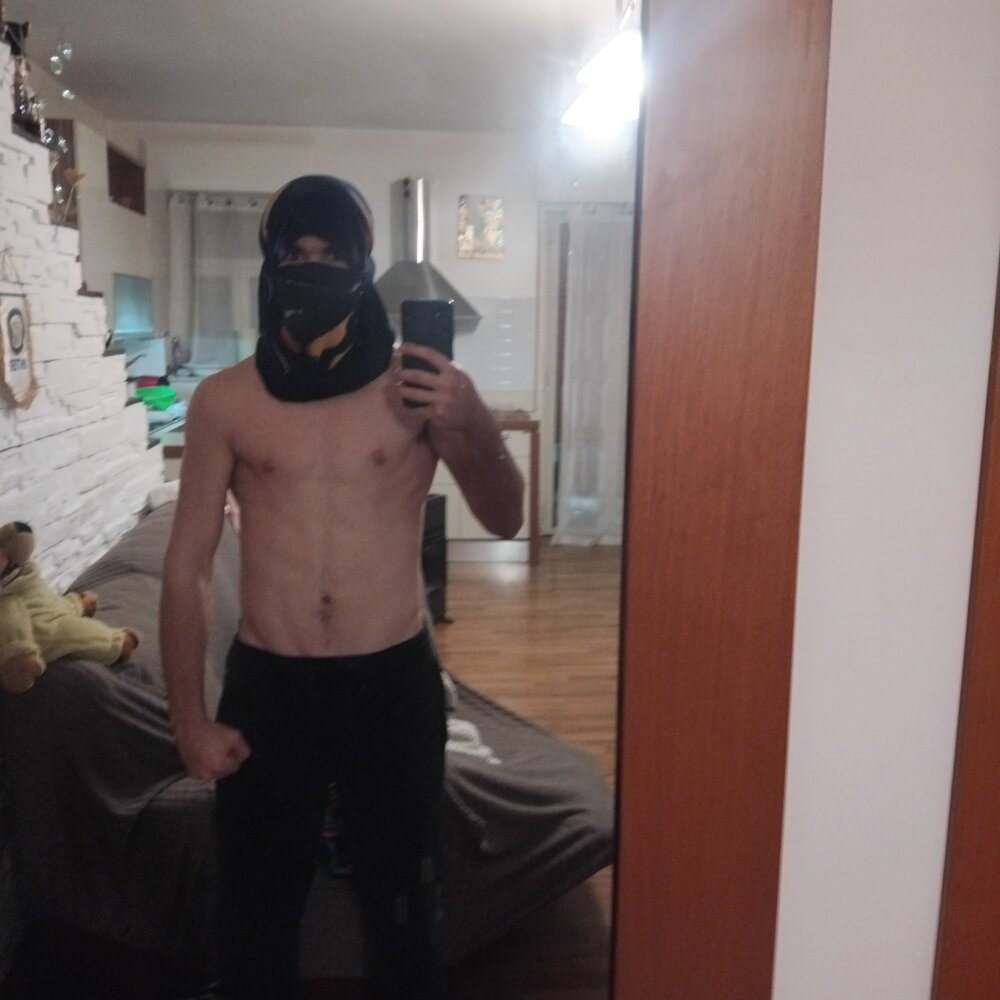 alfredocazzone's most recent online preview