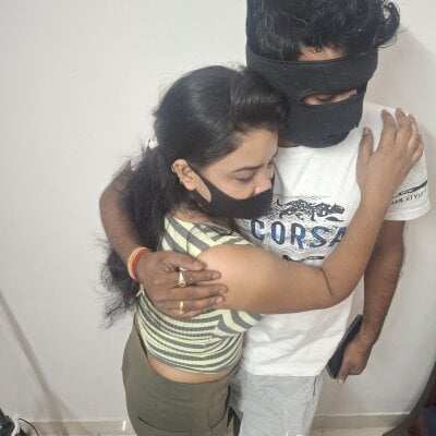 GOA_COUPLE1 Couple Flashing Online Cam Striptease