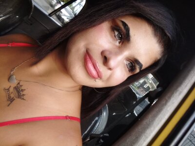 bella_sky_ Gallery Image 1