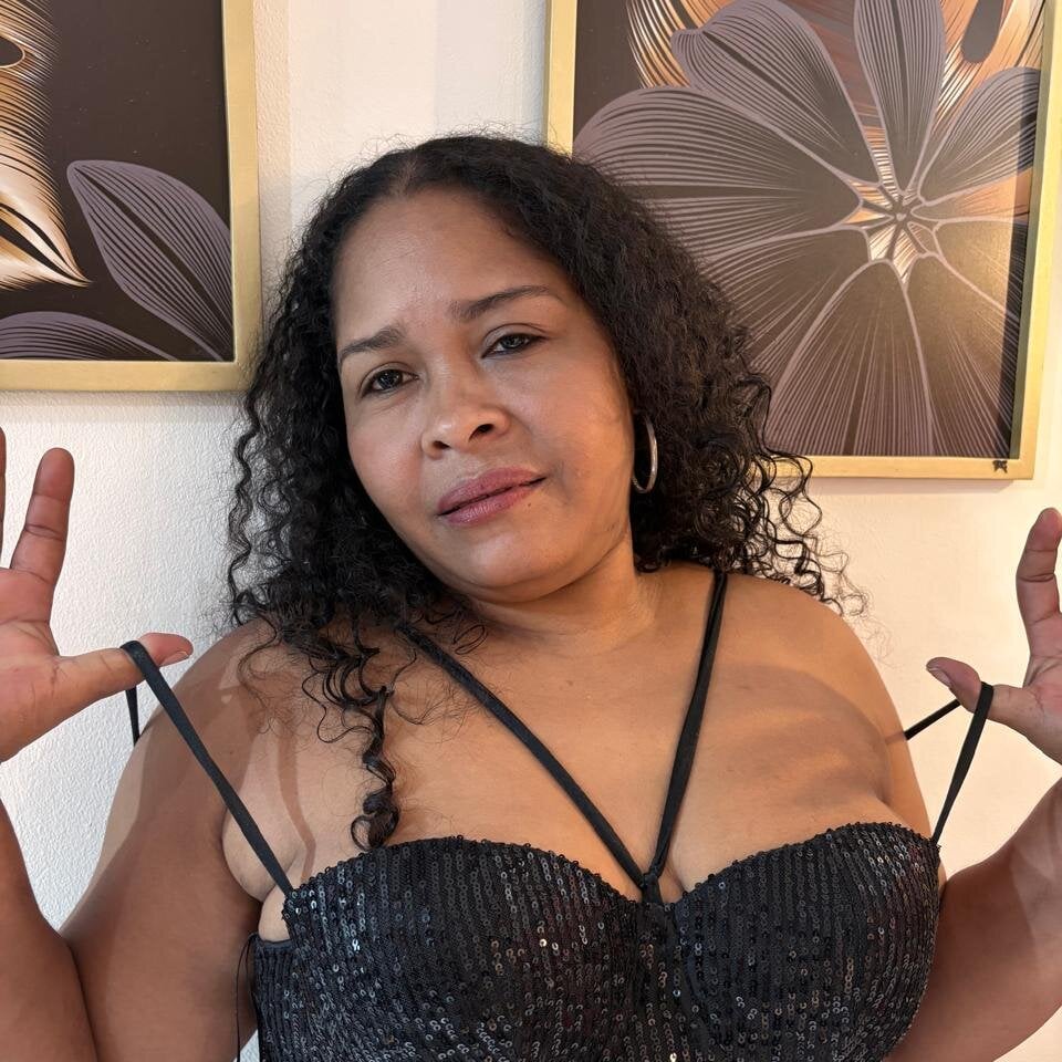 stripchat sharom_adams_ webcam profile pic via 247camsex.com
