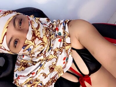 Leylafourniert - Stripchat Lovense Blowjob Cam2cam Girl 