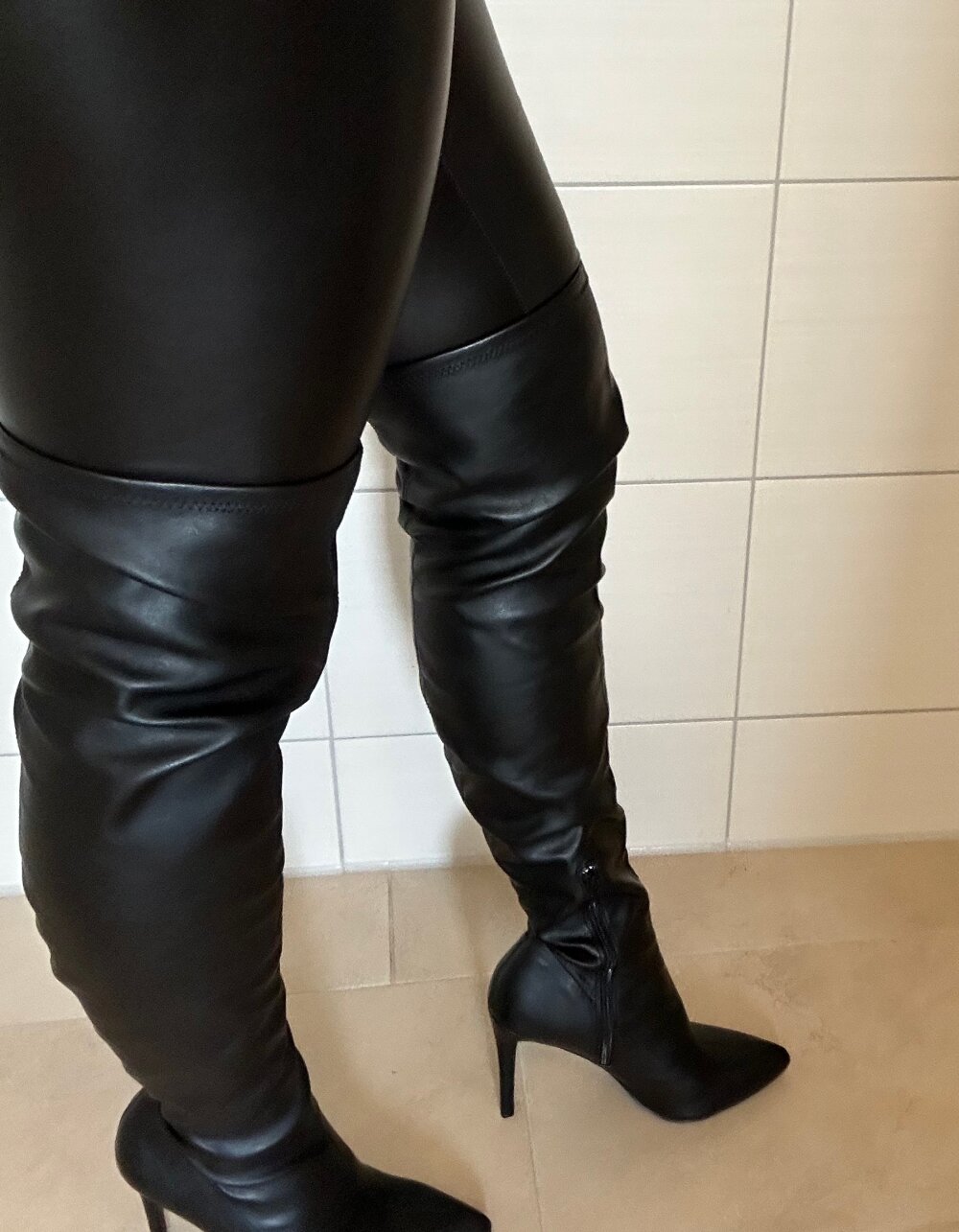 sebimau's Offline XXX Chat