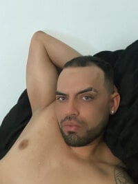 Cr7fuego's webcam live show