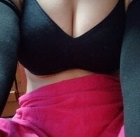 Lovely_In's Live Sex Cam Show