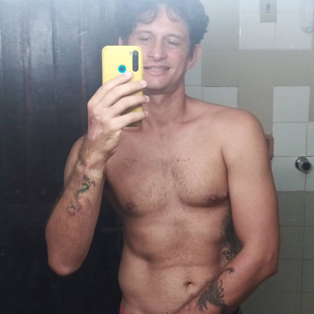 claudivando from stripchat