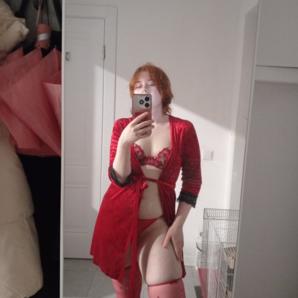 sexlivecamsites.com honeyerica livesex profile in in-ur-hearth-3 cams