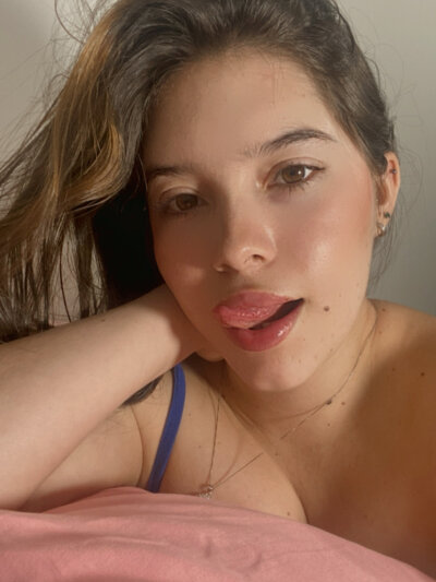 zahara-20 🔠 online naked chat