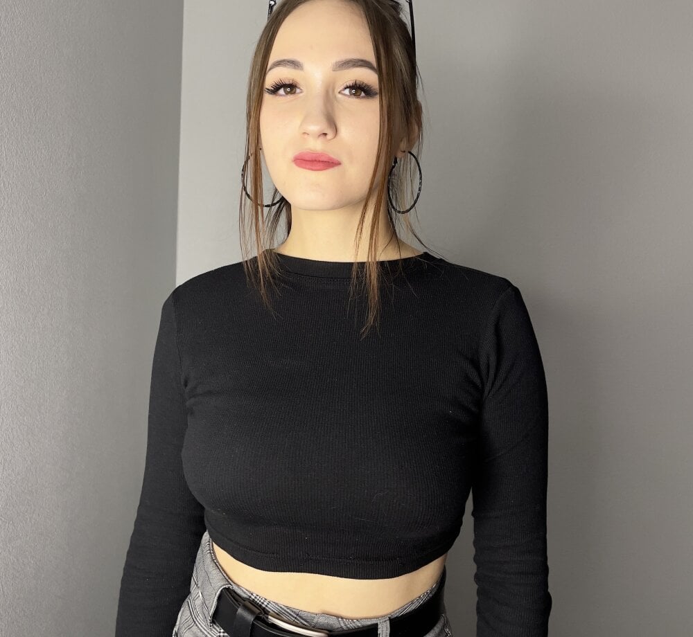 LucettaElletson profile