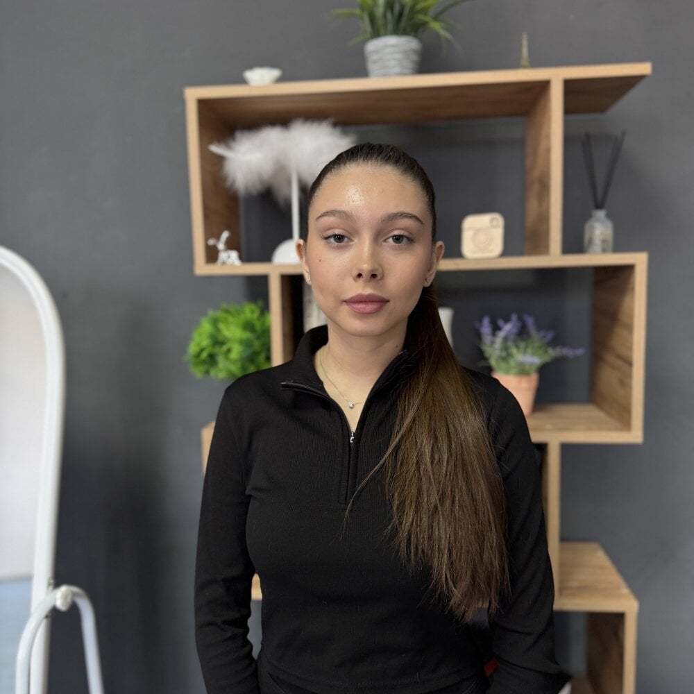 LeilaFross profile