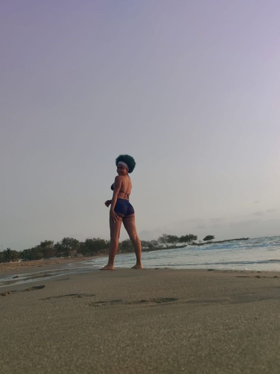 sharonn_diaz