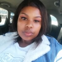Young_Xoli's Offline Chat Room