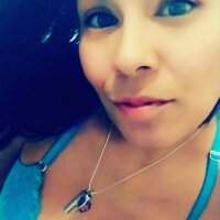 chelciaA's Offline Chat Room