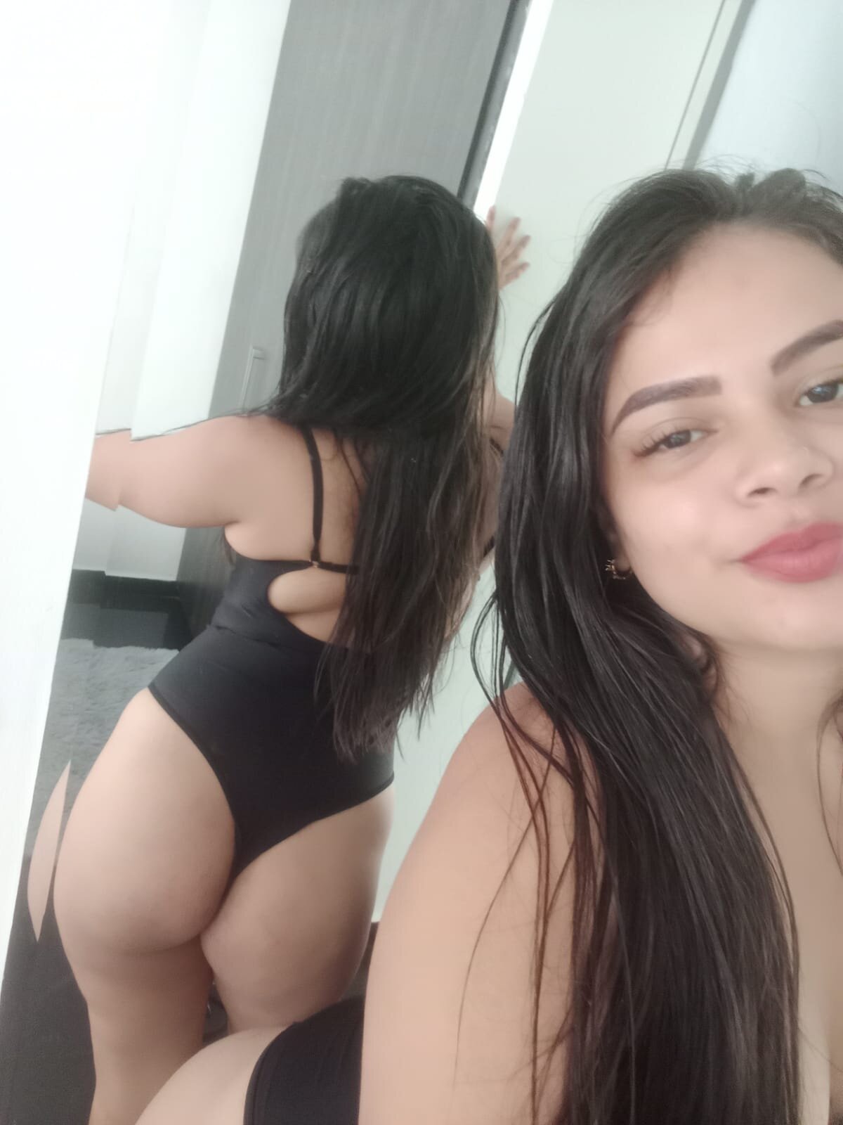 Sara_Nahomy_