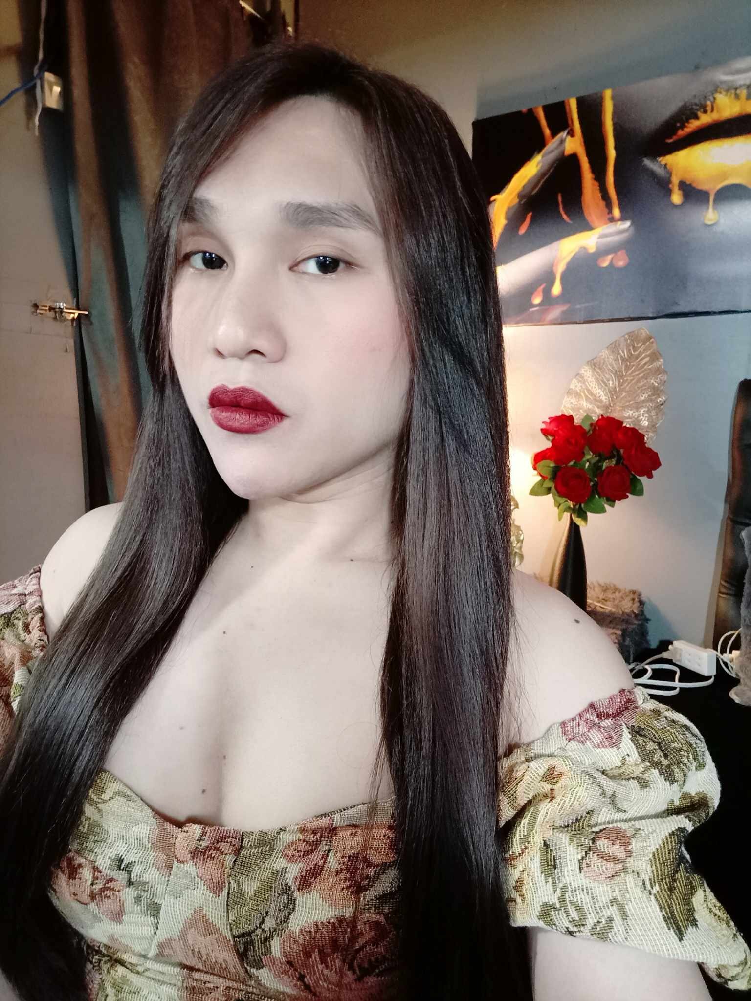 QUEENCOCKLADY