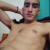 TommyMomentum's webcam live show