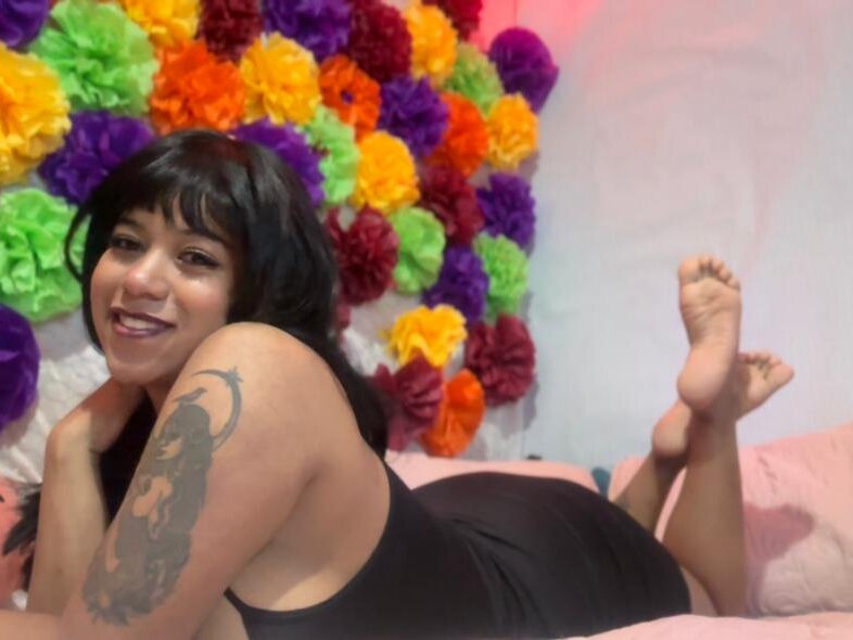 Live sex webcam photo for Allison_love3 #289980413