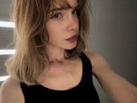 ngtyKira's webcam live show