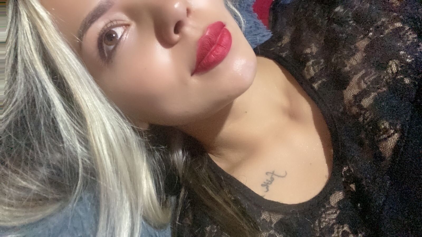 Aisha_Velvet