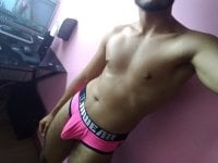 tayler_badcock's Offline Chat Room