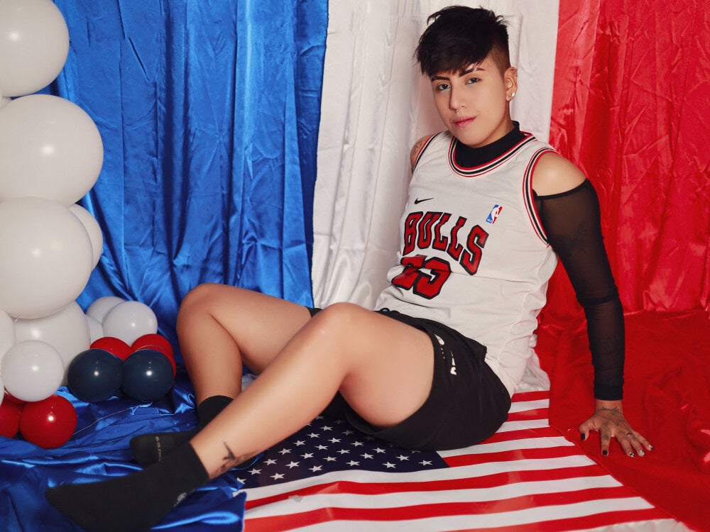 Live sex webcam photo for LiamSmiith #289868085