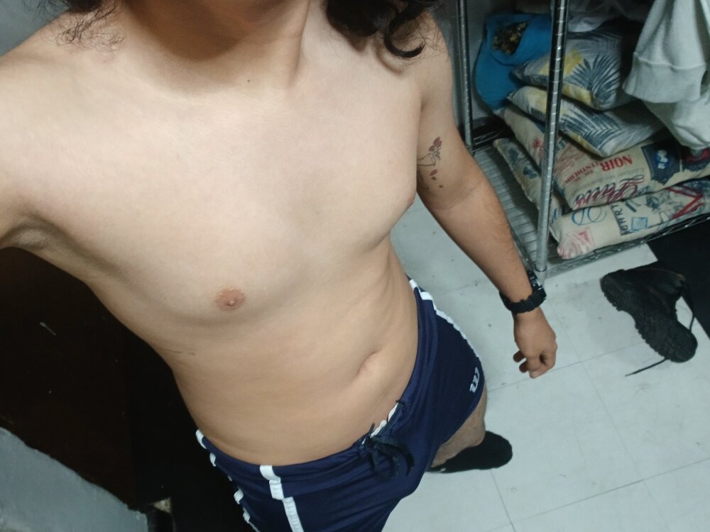 antoooo233 from stripchat