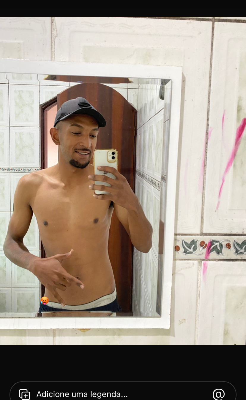 casllu03's Offline XXX Chat