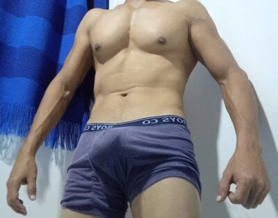 mrkingolama 🗞 live online cam