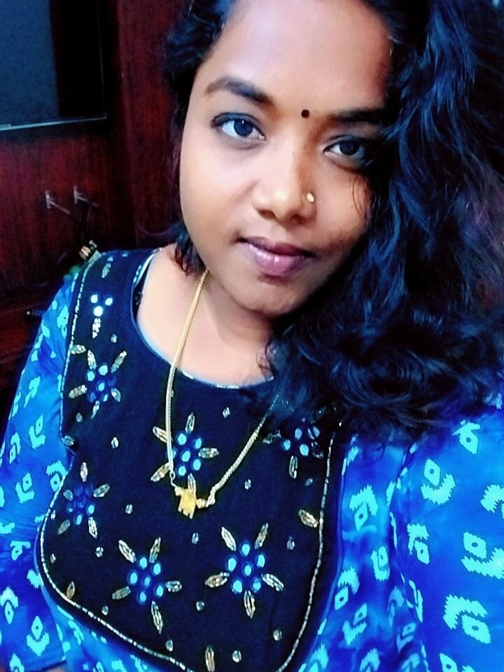 paarumallutamil's Offline Chat Room